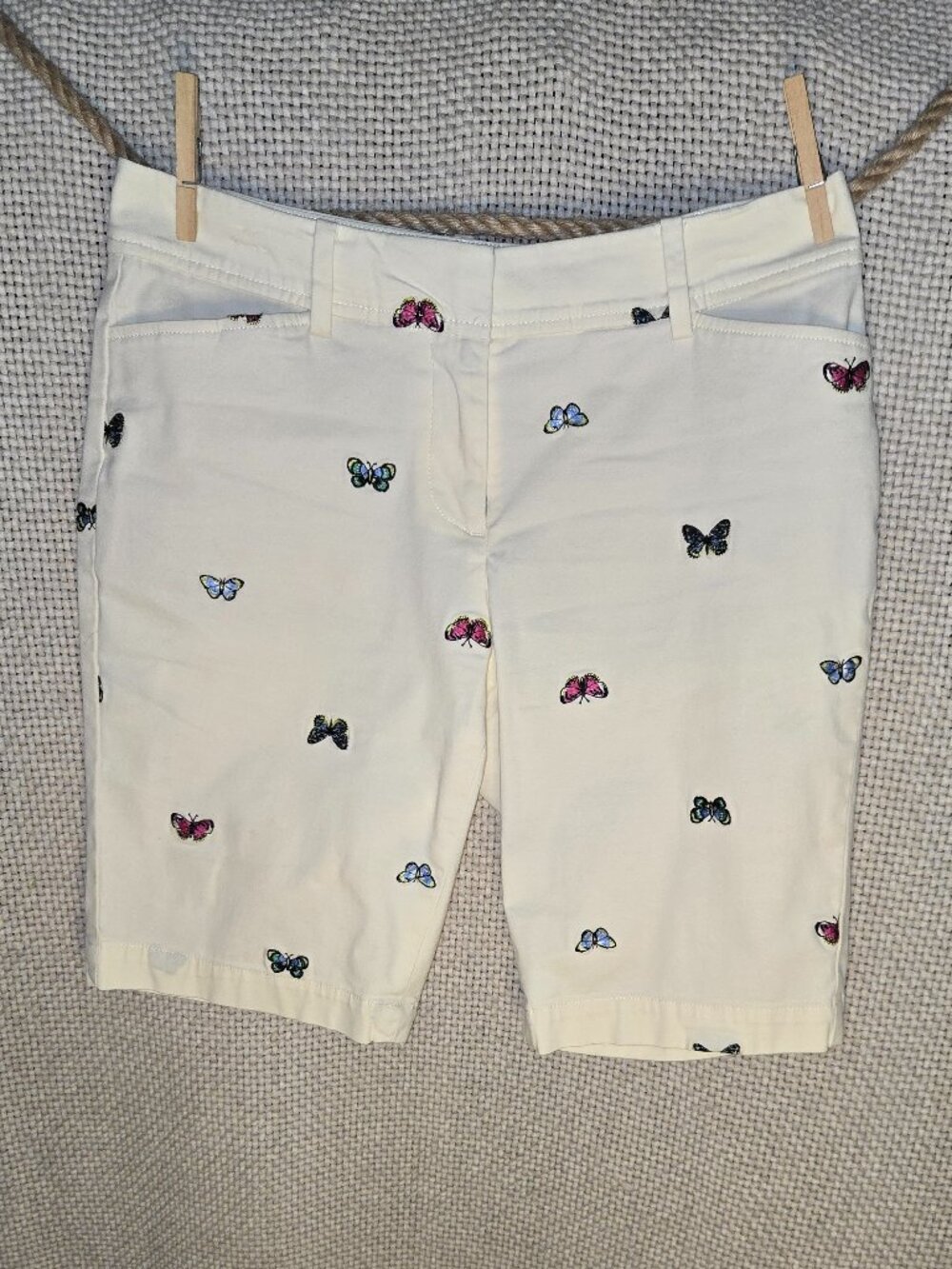 TALBOTS Perfect Shorts Embroidered Butterflies Size 0